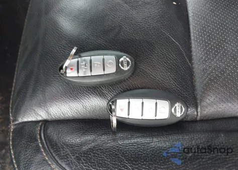 2017 Nissan Titan Xd Sl Diesel из США, поврежденный, VIN 1N6BA1F42HN557588